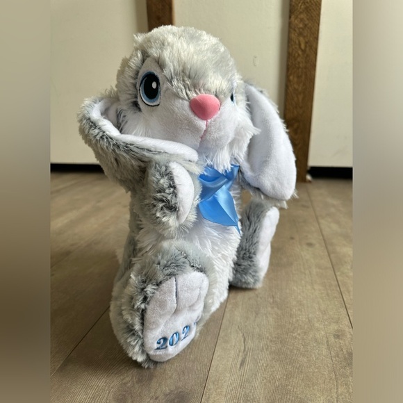 Stuffed Rabbit Bunny Large Ultra Plush Children’s Stuffed Animal 2023 Easter - Picture 6 of 12
